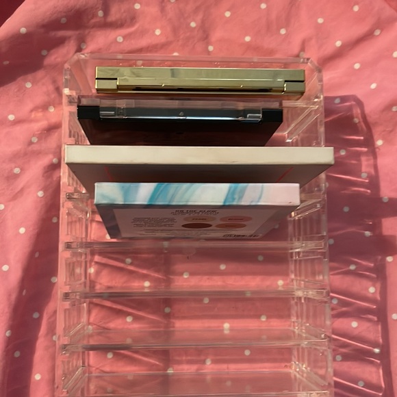 acrylic organizer for smaller eyeshadow palettes - Picture 2 of 4